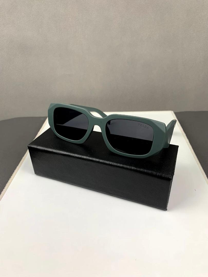 عینک آفتابی پرادا کد A114